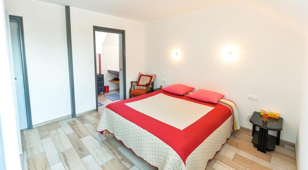 Domaine De Kervail Bed & Breakfast Quimperle Room photo